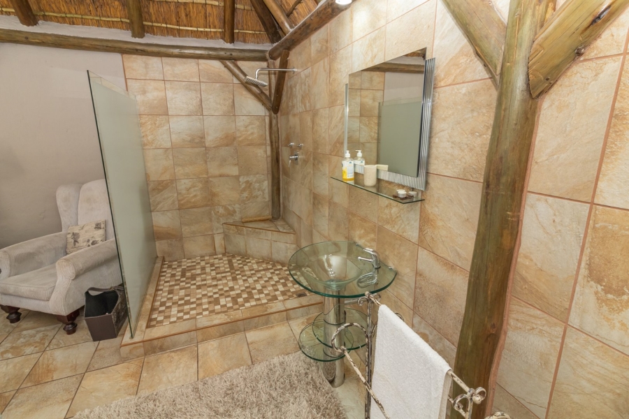 6 Bedroom Property for Sale in Panorama Free State